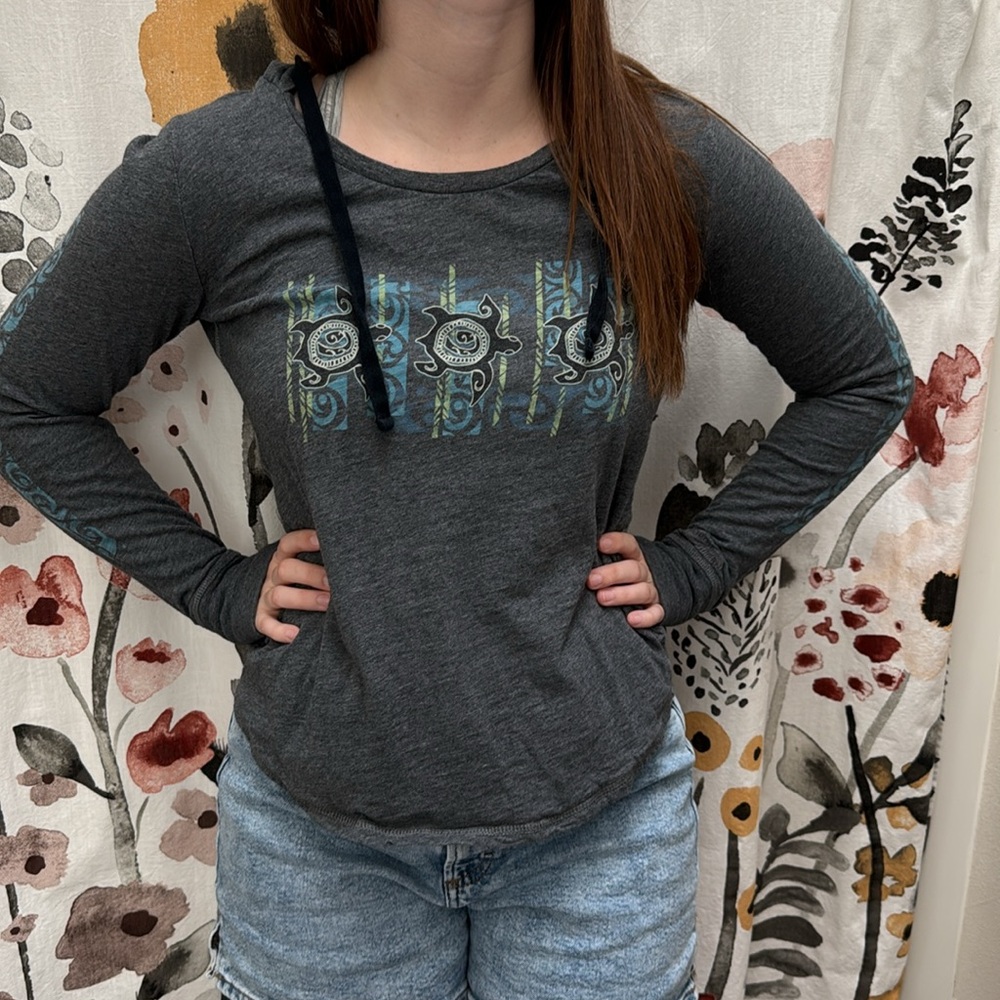 Women’s Crazy Shirts Grey Hawaiian Turtle Print Sweatshirt. Size S - Picture 4 of 13